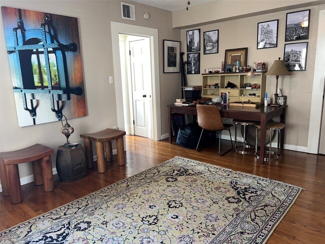 Photo - 1505 Rosewood St Unit A