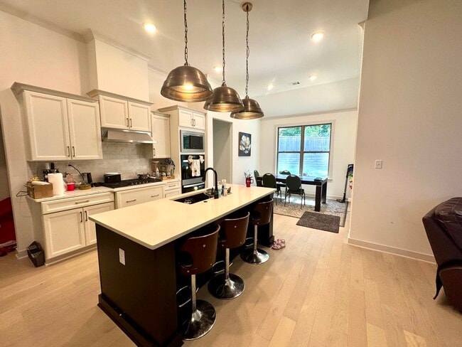 Photo - 595 Mount Laurel Dr