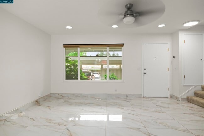 Photo - 560 La Copita Ct