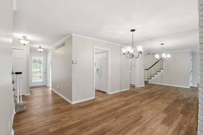 Photo - 1234 S Timberview Trail