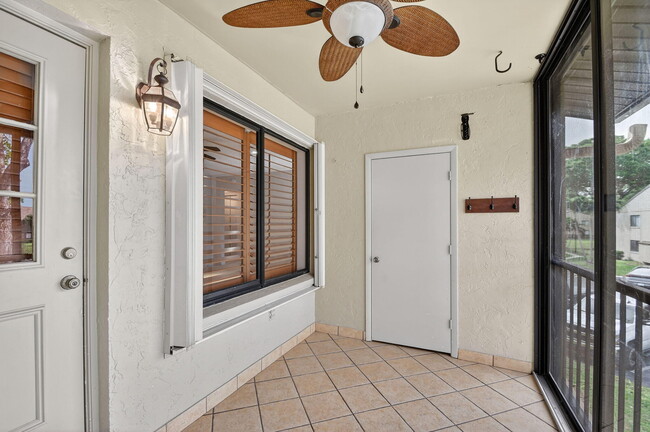 Photo - 511 Shady Pine Way Unit D2