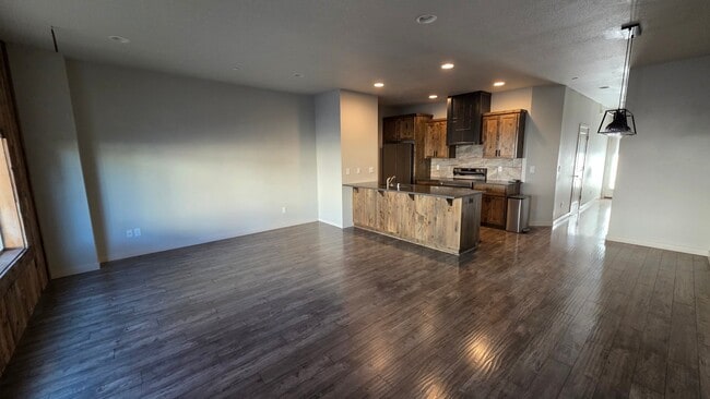 Photo - 129 N 44th Pl