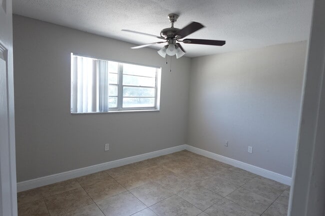 Photo - 650 SW 2nd Ave Unit 2520