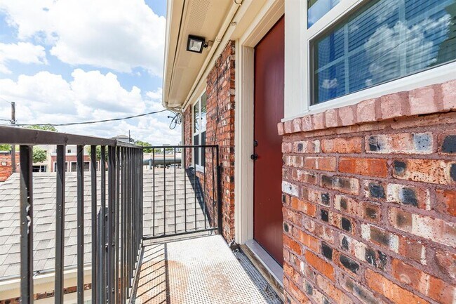 Photo - 1808 Wheeler Ave Unidad 3