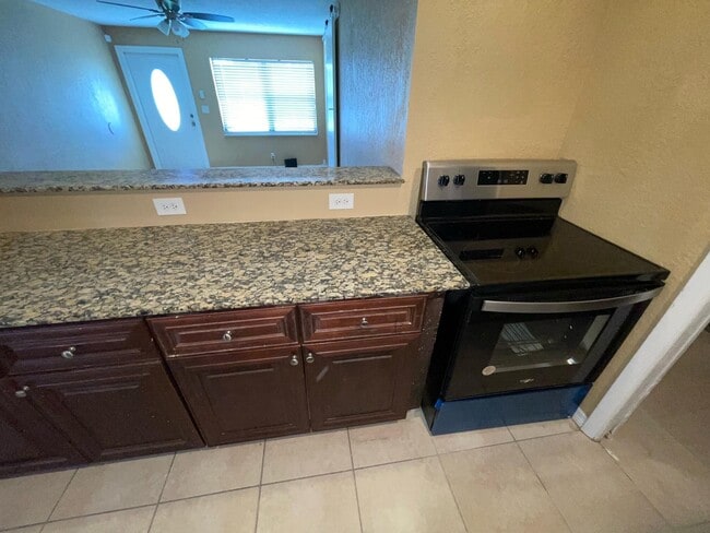 Photo - 1650 W 12th Ct