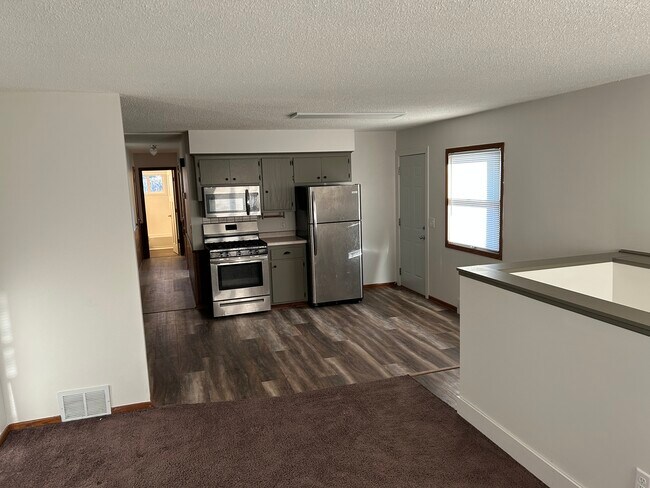 Kitchen/Living Room - Upstairs - 5109 Washington St NE Unidad 5109