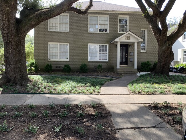 Front of House - 2303 Goldsmith St Apartment Unit 2303