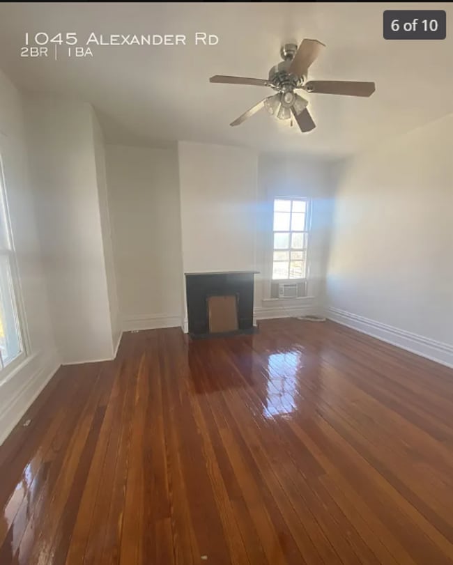 Photo - 1045 Alexander Rd