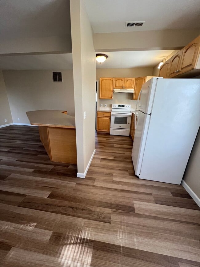 Photo - 3424 Bennett Dr