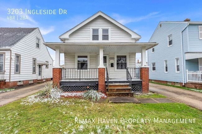 Building Photo - 3203 Ingleside Dr