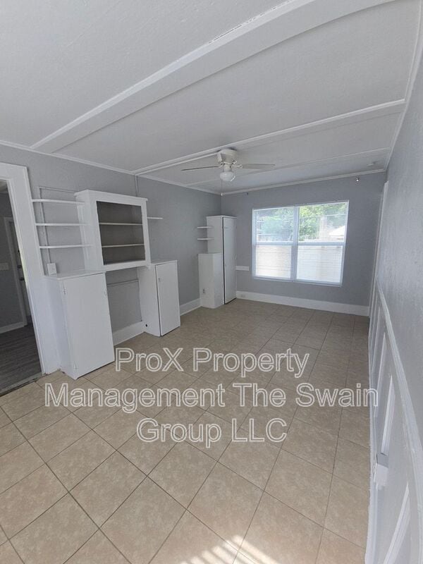 Photo - 631 Ave H NW Unit 4