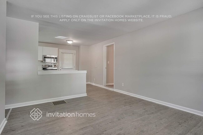 Photo - 3590 Collier Dr NW