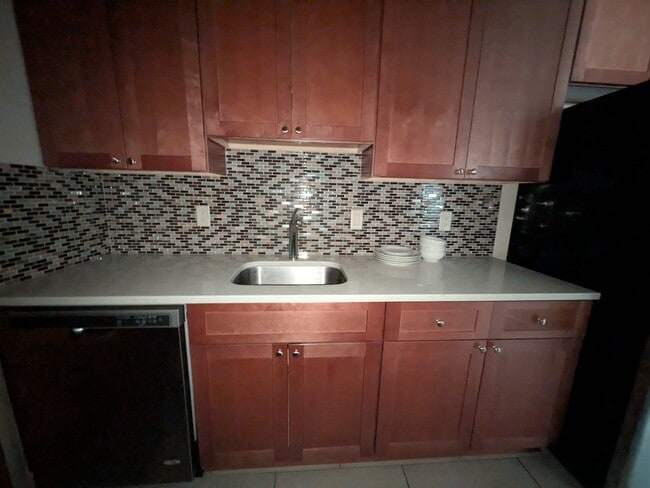 30 Oak St Unidad 102