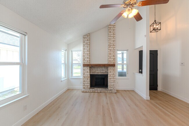 Photo - 23225 Prairie Bird Dr