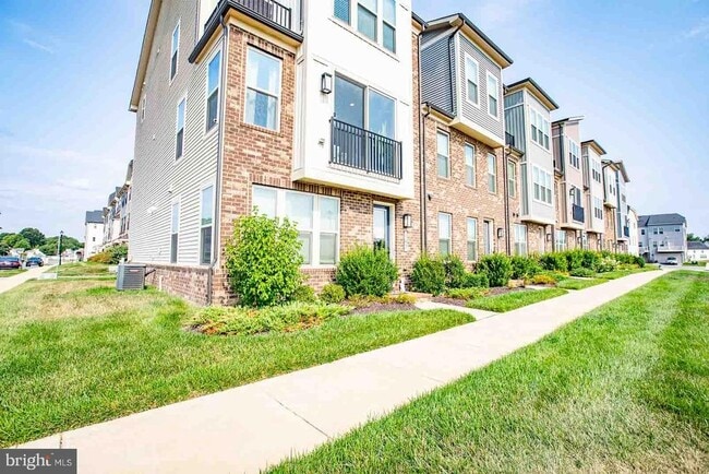 Photo - 167 Lyons Crk Dr