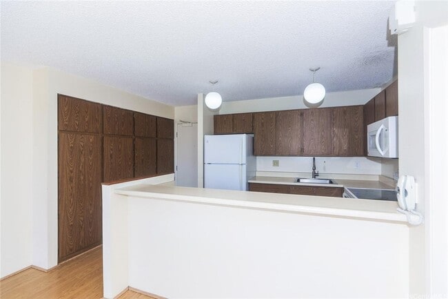 Photo - 1 bedroom 1 bath at the Pearl Regency – Av... Unidad 705