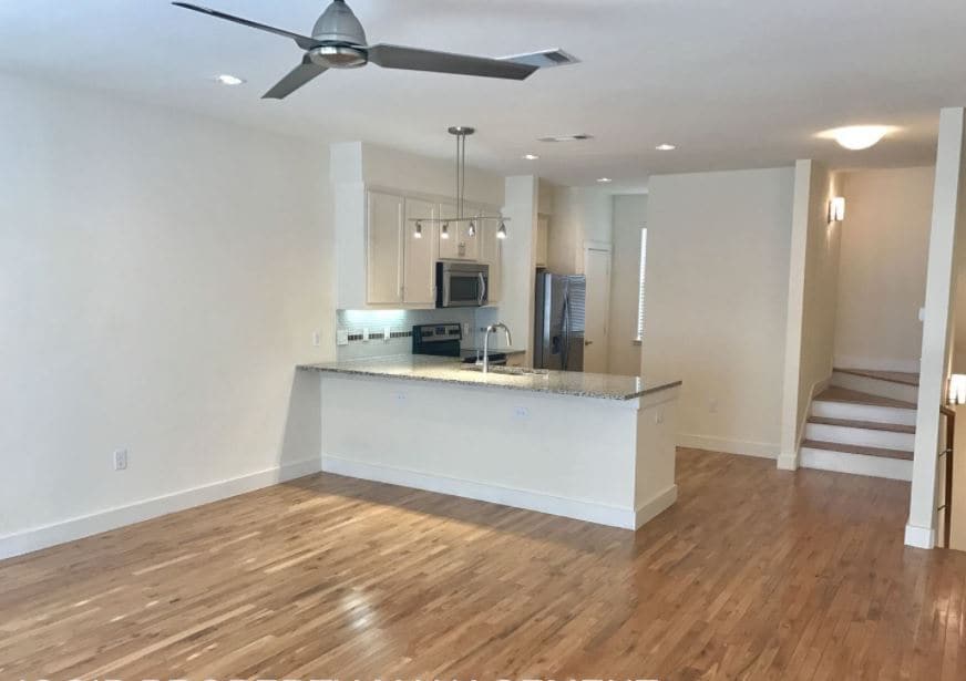 Ross at Live Oak Townhomes - Ross at Live Oak Townhomes