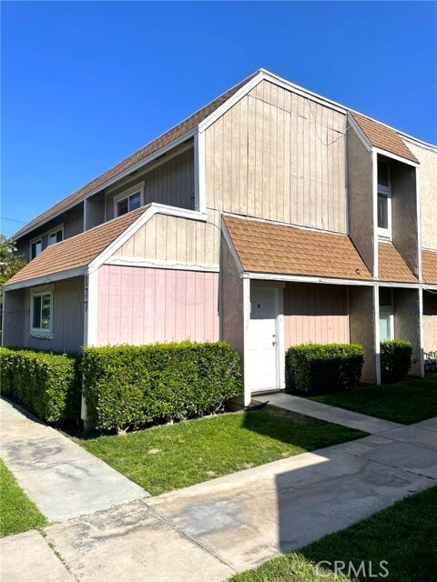 Building Photo - 177 E Jackson St Unit A Rental