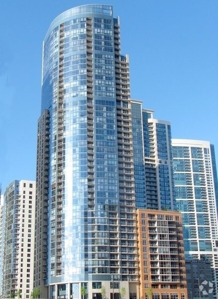 Building Photo - 420 E Waterside Dr Unit 1110 Rental