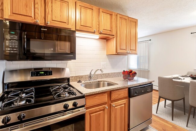 39 Salmon Brook Dr Unit 70-039A