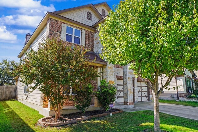 Photo - Exquisite 3-bedroom, 2.5-bathroom off 1604 and Culebra Road - Realtor Commission: $500
