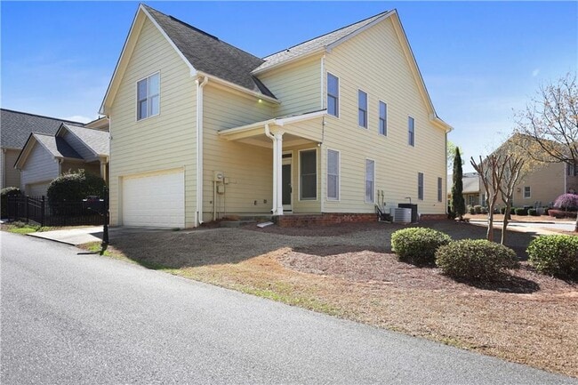 Photo - 337 Myrtle Trace Ln