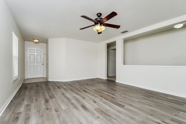 Photo - 11019 Golden Silence Dr