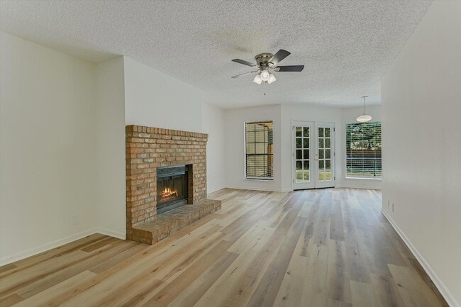Photo - 6103 Hill Forest Dr Unit B
