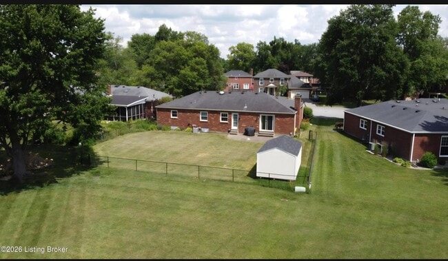 Photo - 308 Hawick Pl