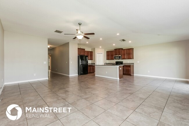 Photo - 36124 Stable Wilk Ave