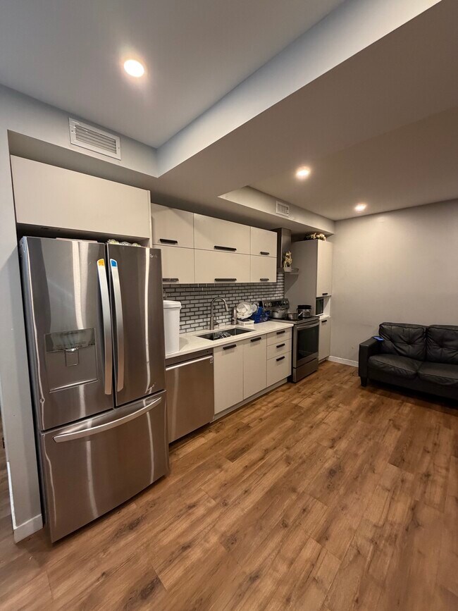 Photo - 1377 Maxime St