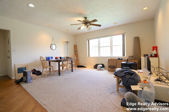 Photo - 140 Lake Shore Rd Unidad 1