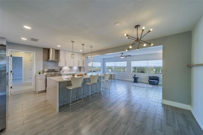 Photo - 400 Capri Blvd