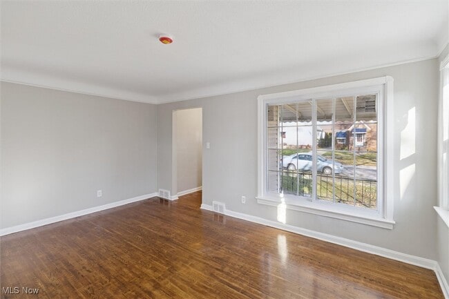 Photo - 2531 North Ave