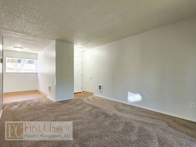 Photo - 3618 SW Beaverton Hillsdale Hwy Unit 21