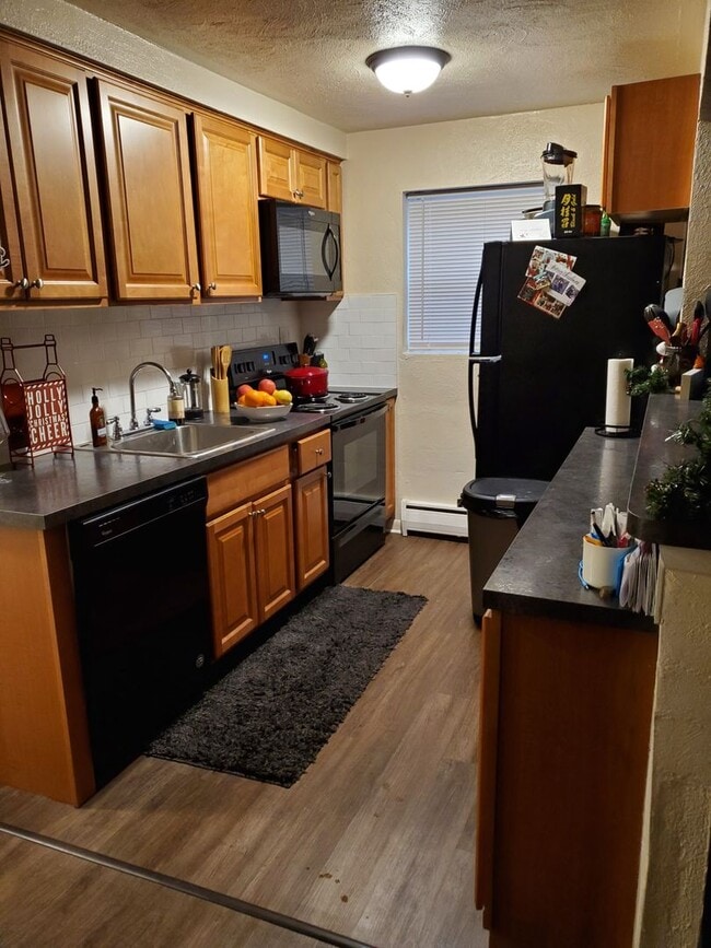 Building Photo - Rutledge Court Rental