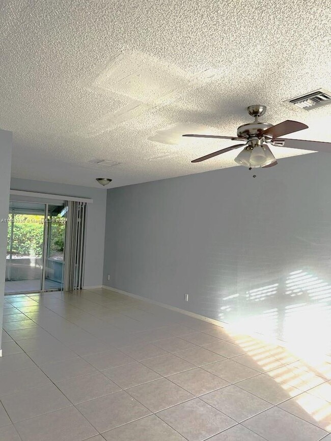 Building Photo - 1109 SW 44th Way Rental