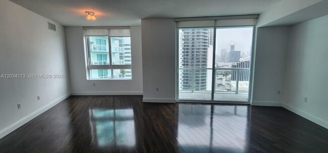 Photo - 1900 N Bayshore Dr Unidad 3019