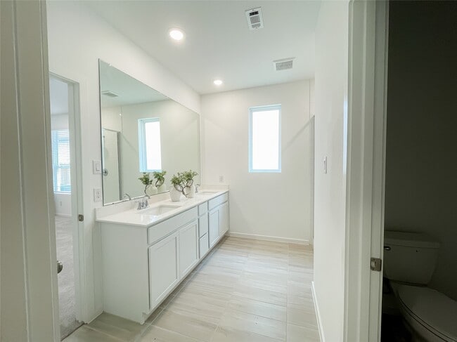 Building Photo - 6314 Laguna Terra Dr