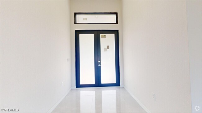 Building Photo - 2425 NW 24th St Rental
