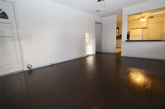 Photo - 21702 E Memorial Dr