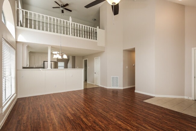 Photo - 657 Edgewood Dr