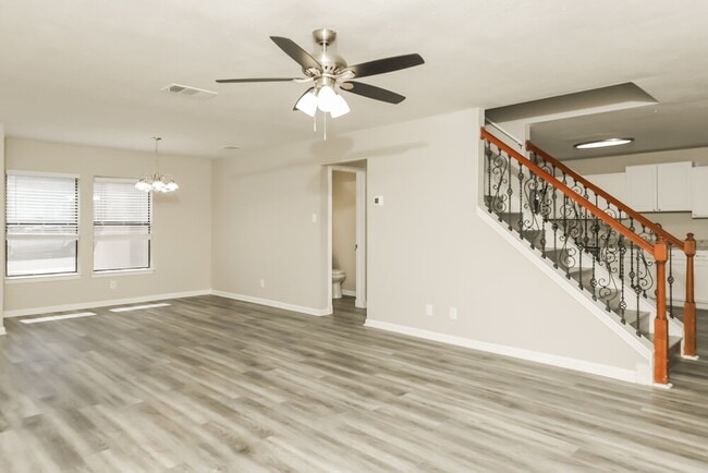 Photo - 8151 Cheryl Meadow Dr
