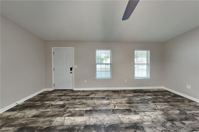 Photo - 82 Bridge Gap