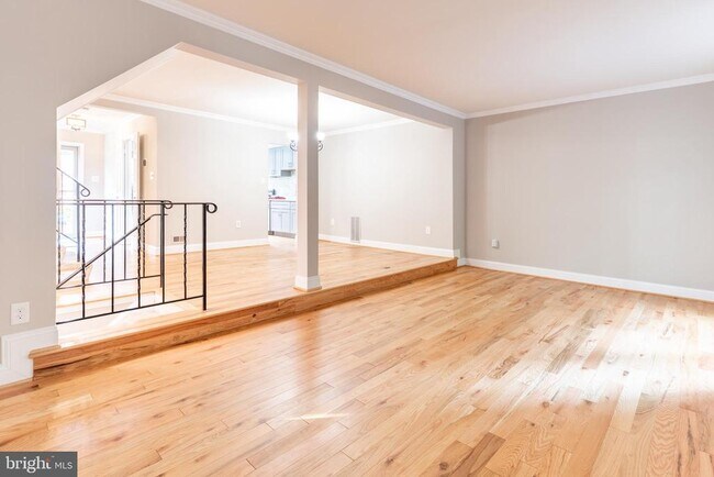 Photo - 8020 Bethelen Woods Ln