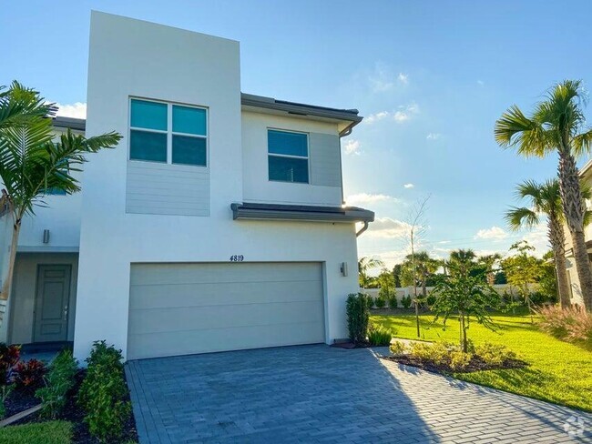 Building Photo - 4819 Navali Dr Rental