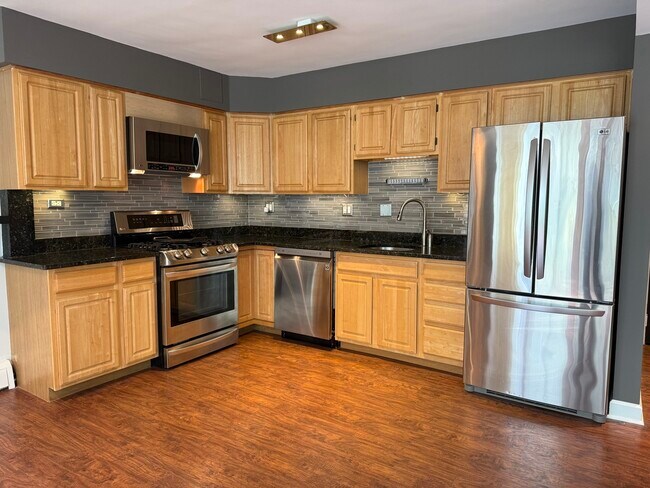 Photo - 1044 Ontario St Unit 1C
