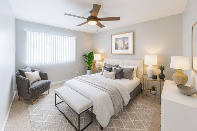 Photo - Courtyard Apartments