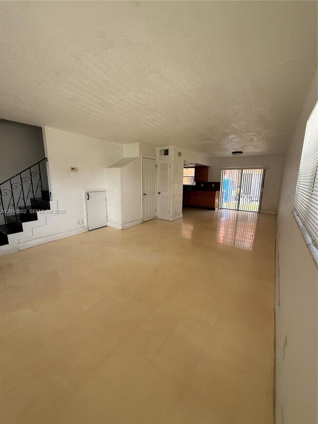 Photo - 5231 NW 27th St Unit 8A