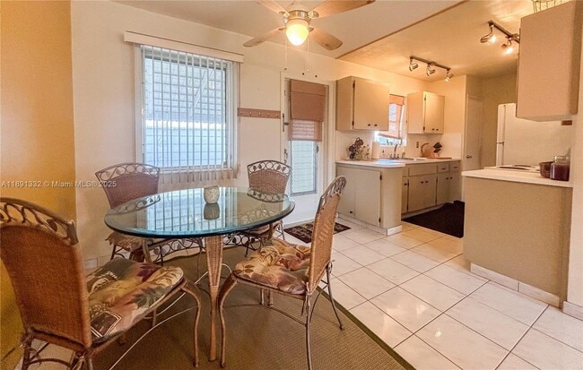 Photo - 2230 Jackson St Unidad 8W